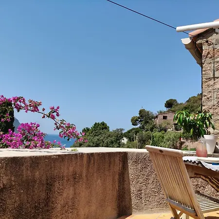 Double Terrasse Ombre * Porto (Corsica)